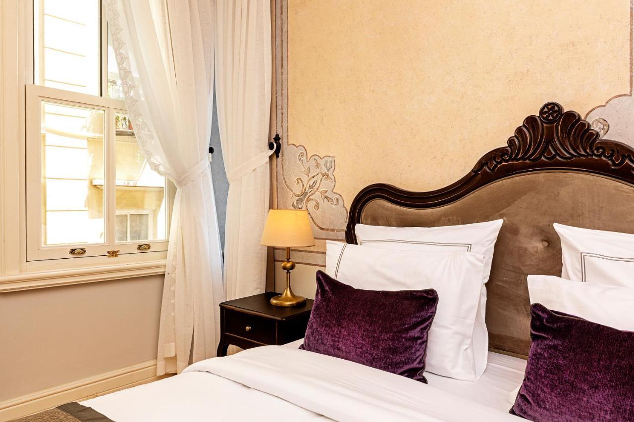 Meroddi Barnathan Otel