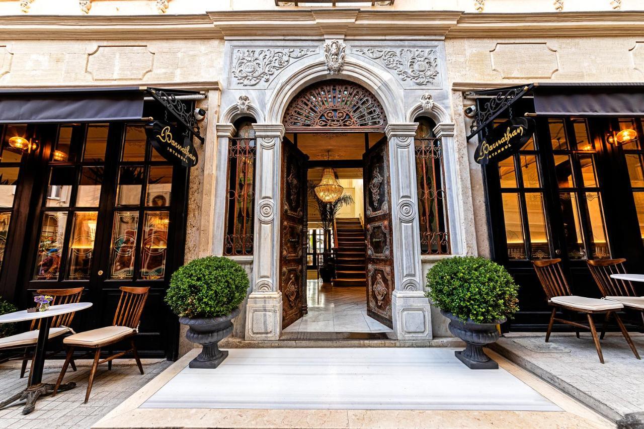 Meroddi Barnathan * Provincia di Istanbul